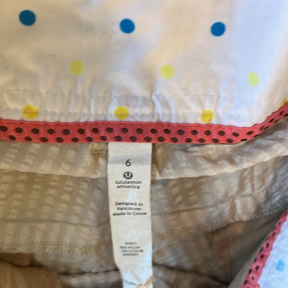 LULU golf short walking short with pockets and key storage - Picture 5 of 8